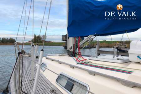 HALLBERG RASSY 34