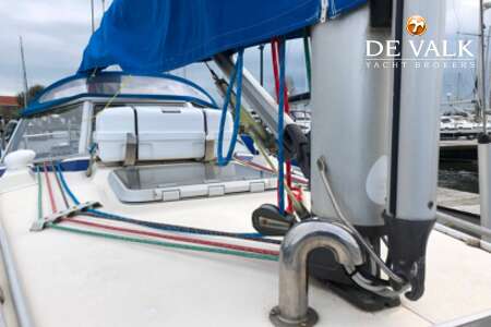HALLBERG RASSY 34