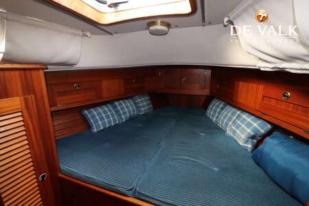 HALLBERG RASSY 34