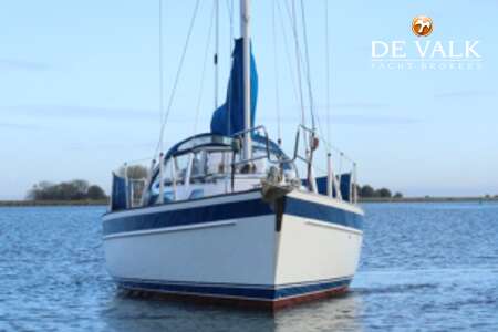 HALLBERG RASSY 34