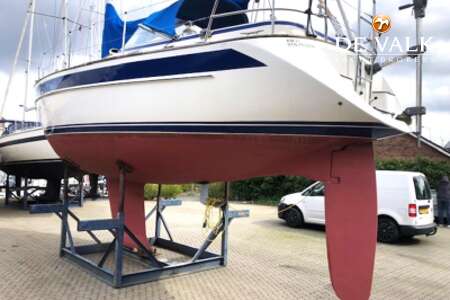 HALLBERG RASSY 34