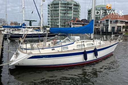 HALLBERG RASSY 34