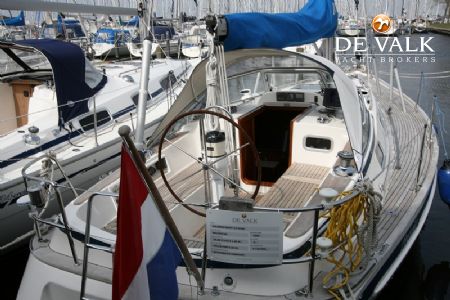 HALLBERG RASSY 34 SCAN.