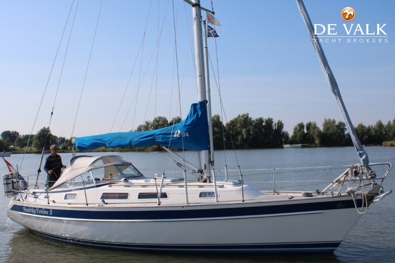 HALLBERG RASSY 34 SCANDINAVIA sailing yacht for sale De Valk Yacht broker HALLBERG RASSY 34 SCANDINAVIA sailing yacht for sale De Valk Yacht broker