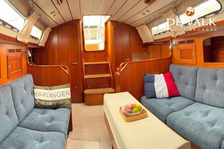 HALLBERG RASSY 342