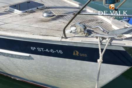 HALLBERG RASSY 352