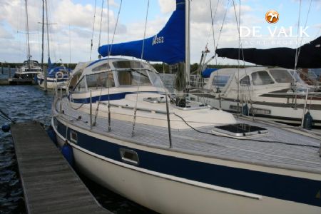 HALLBERG RASSY 352 SCAN