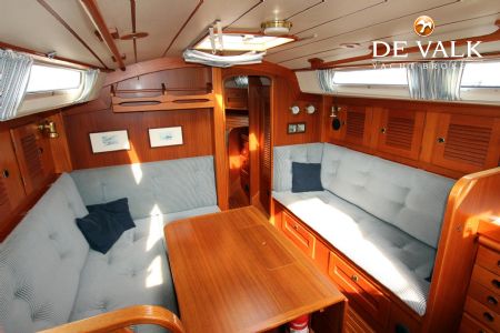 HALLBERG RASSY 36