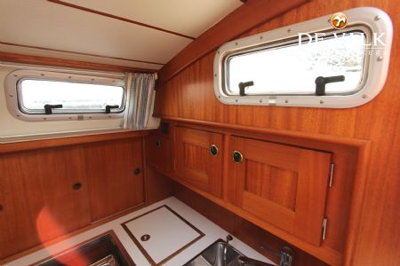 HALLBERG RASSY 36
