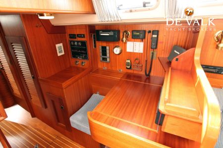 HALLBERG RASSY 36