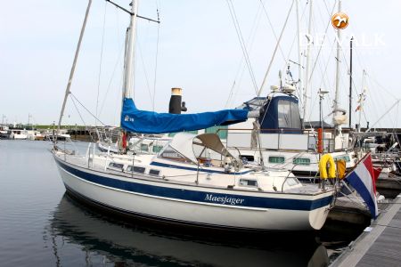HALLBERG RASSY 36