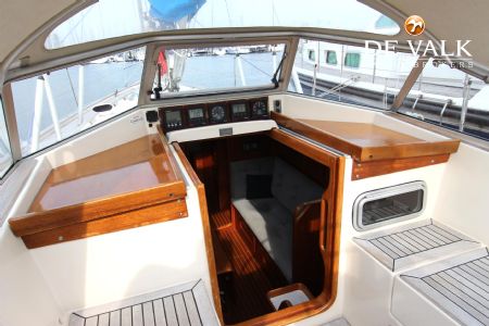 HALLBERG RASSY 36