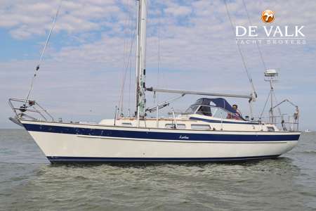 HALLBERG RASSY 36
