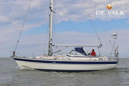 HALLBERG RASSY 36