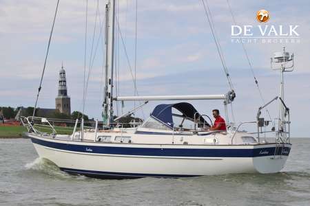 HALLBERG RASSY 36