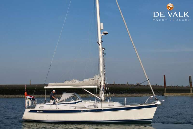 HALLBERG RASSY 37