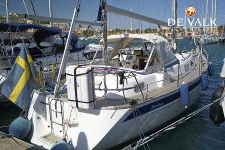 HALLBERG RASSY 37