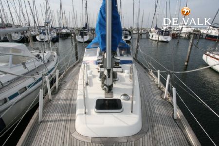 HALLBERG RASSY 38