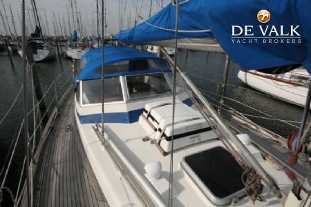 HALLBERG RASSY 38