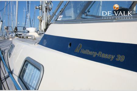 HALLBERG RASSY 39