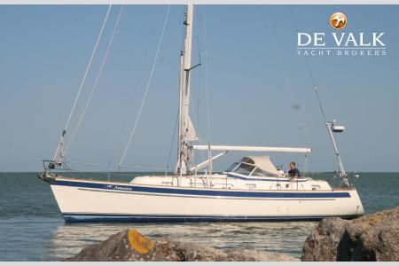 HALLBERG RASSY 40