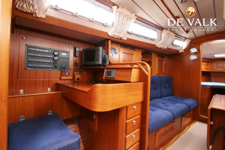 HALLBERG RASSY 40