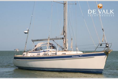 HALLBERG RASSY 40