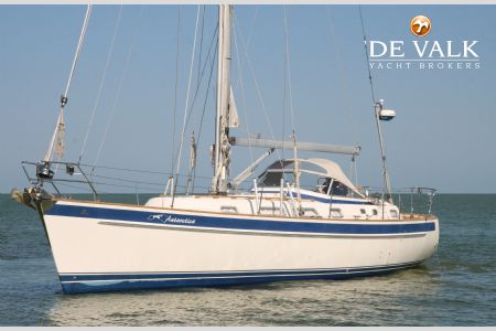 HALLBERG RASSY 40