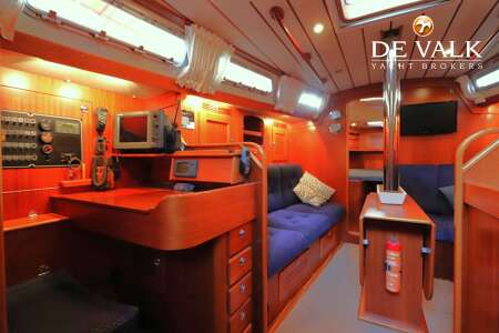 HALLBERG RASSY 40