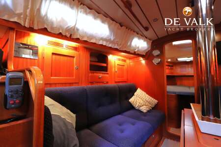 HALLBERG RASSY 40