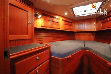HALLBERG RASSY 40