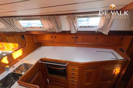 HALLBERG RASSY 40