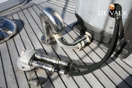 HALLBERG RASSY 42
