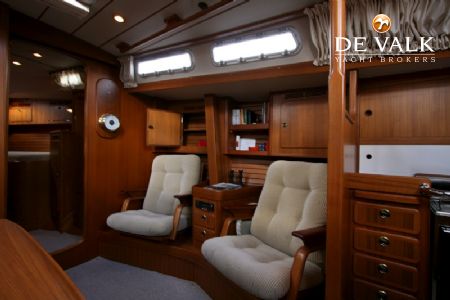 HALLBERG RASSY 42
