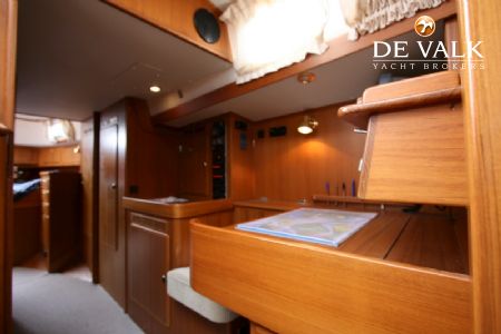 HALLBERG RASSY 42