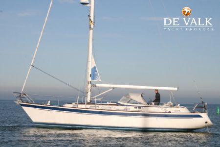 HALLBERG RASSY 42