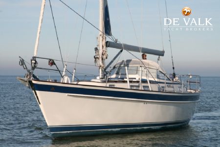 HALLBERG RASSY 42