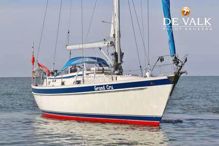 HALLBERG RASSY 42 F