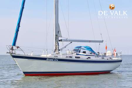 HALLBERG RASSY 42 F