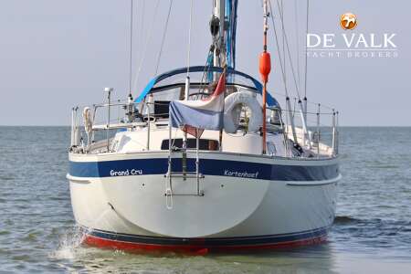 HALLBERG RASSY 42 F