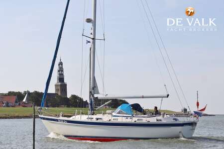 HALLBERG RASSY 42 F