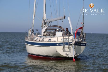 HALLBERG RASSY 42 FRERS