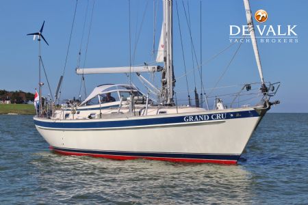 HALLBERG RASSY 42 FRERS