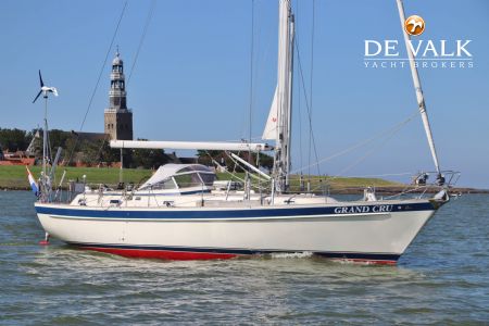 HALLBERG RASSY 42 FRERS