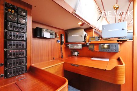 HALLBERG RASSY 42 FRERS