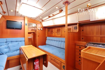 HALLBERG RASSY 42 FRERS