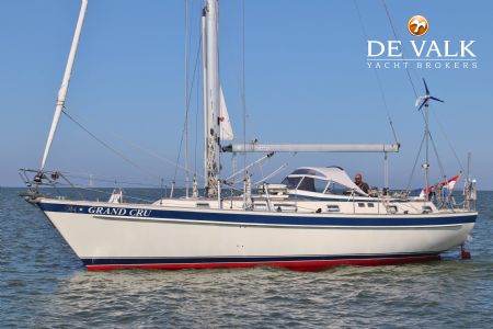HALLBERG RASSY 42 FRERS