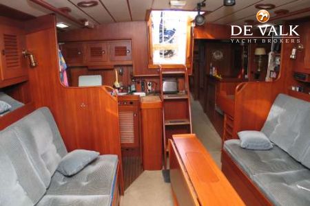 HALLBERG RASSY 42 KETCH