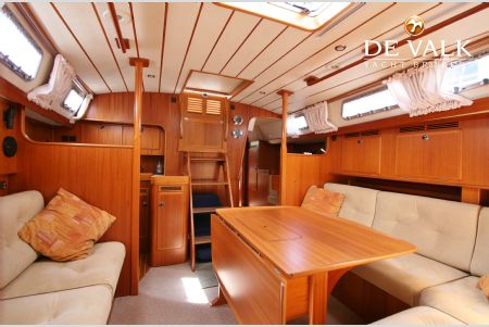 HALLBERG RASSY 43