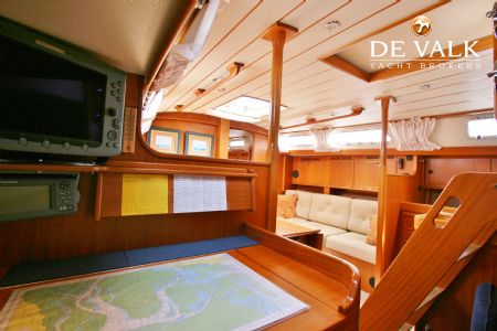 HALLBERG RASSY 43